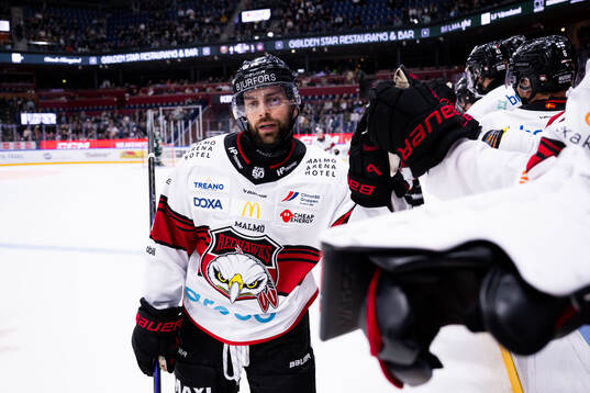 Malmö Redhawks Robin Hanzl jublar