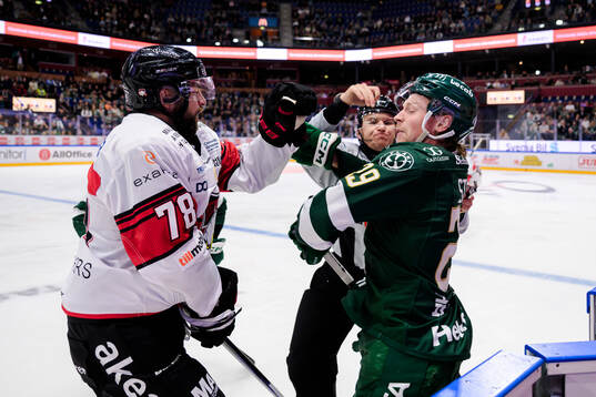 Malmö Redhawks Robin Hanzl och Färjestads Oskar Steen och