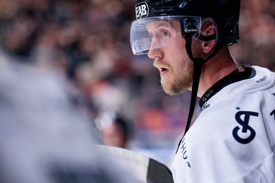 HV71s Olle Alsing