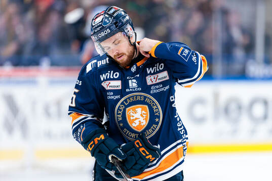 Växjös Lucas Elvenes deppar