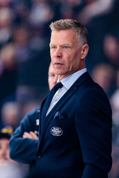 HV71s assisterande tränare Nicklas Rahm