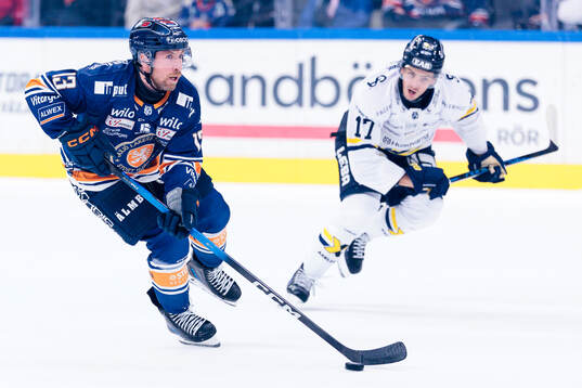 under ishockeymatchen i SHL mellan Växjö och HV71