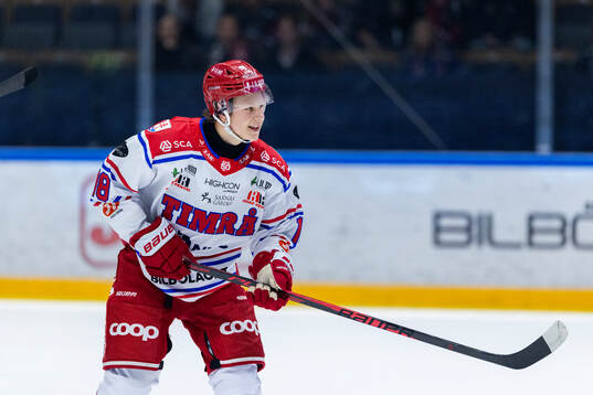 Timrås Eddie Genborg jublar