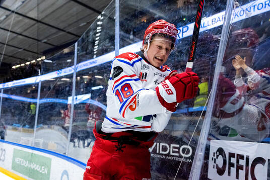 Timrås Eddie Genborg jublar