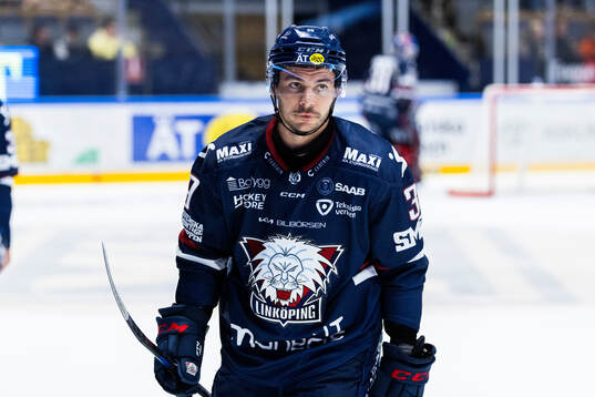 Linköpings Ty Rattie deppar