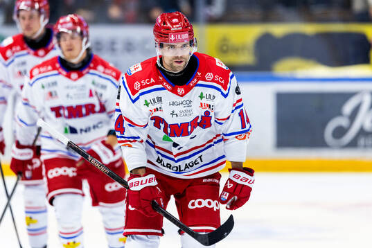 Timrås Emil Pettersson jublar