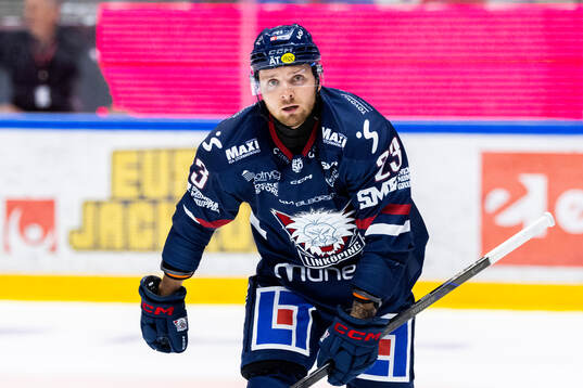 Linköpings Robin Kovacs jublar