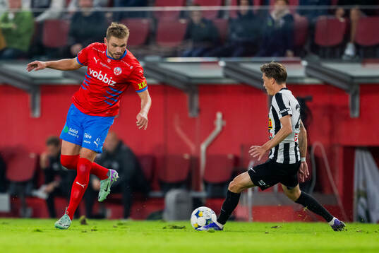 Helsingborgs Pawel Chrupalla och Landskronas Kevin Jensen