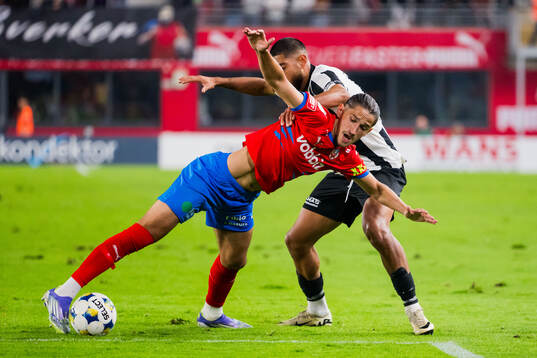 Helsingborgs Ervin Gigovic och Landskronas Rassa Rahmani