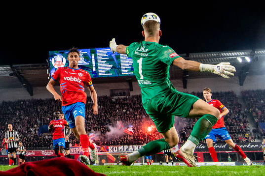 Bläddra bland fler bilder av Fotboll, Superettan, Helsingborg - Landskrona