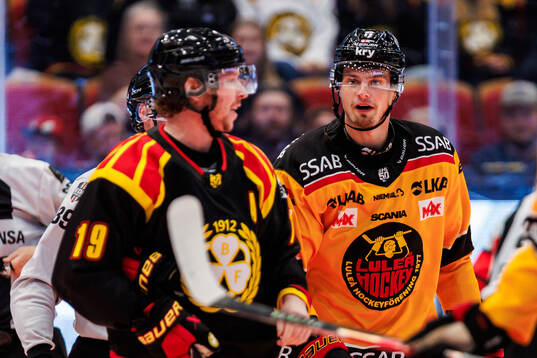 Brynäs Nicklas Bäckström och Luleås Markus Nurmi