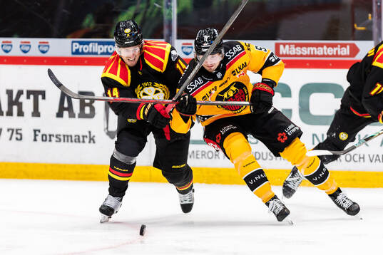 Brynäs Robert Hägg och Luleås Markus Nurmi