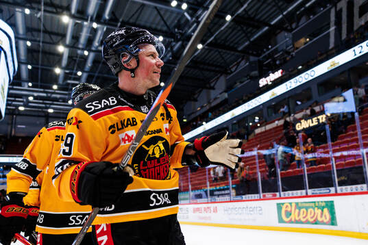 Luleås Erik Gustafsson jublar