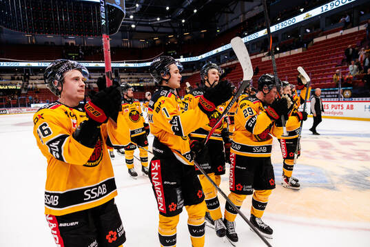 Luleås Pontus Andreasson jublar