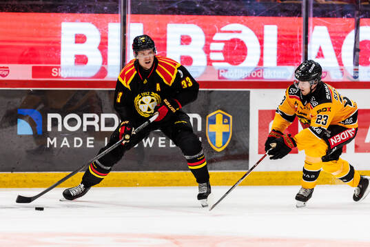 Brynäs Jakob Silfverberg och Luleås Jesper Sellgren