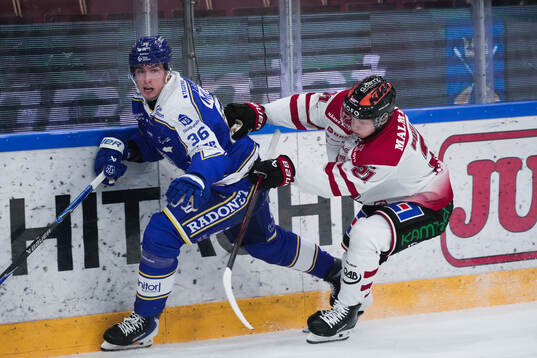 Leksands Stefan Milosevic och Örebros Patrik Puistola