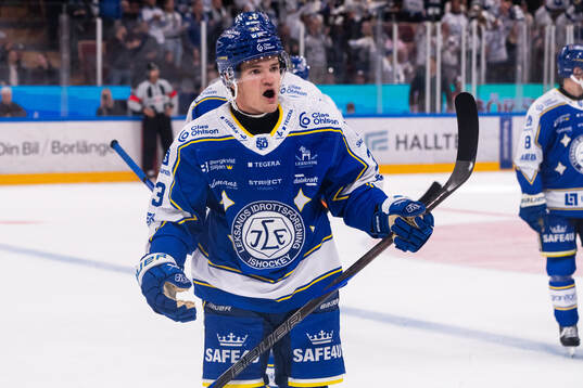 Leksands Olle Strandell jublar