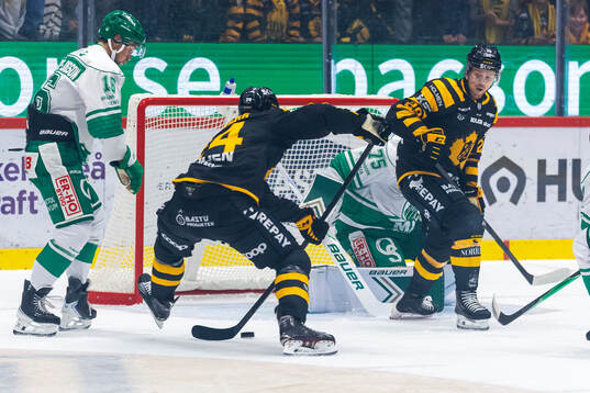 Skellefteås Oscar Lindberg gör 2-1