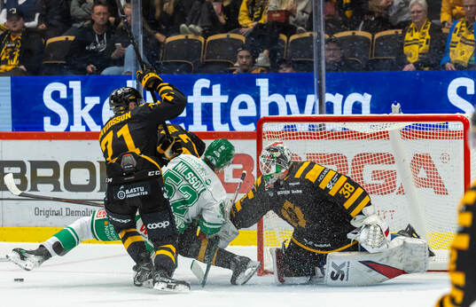 Skellefteås målvakt Strauss Mann