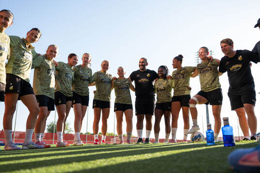 Head coach Mak Lind of Häcken