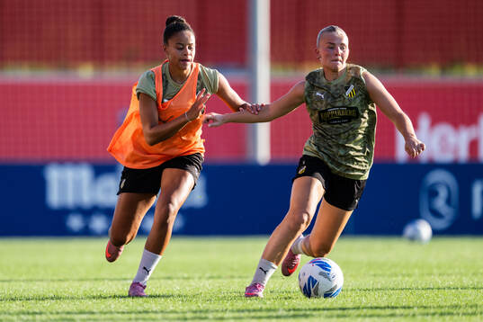 Felicia Schröder och Matilda Nildén of Häcken