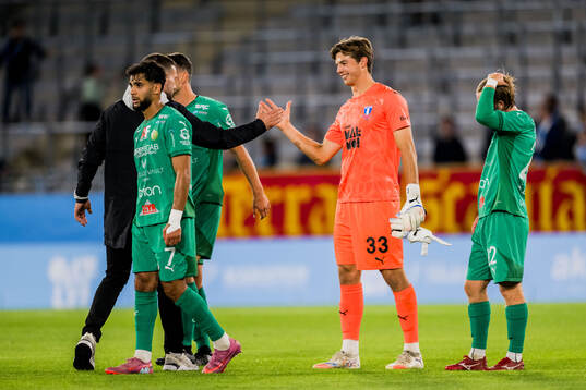 BK Olympics tränare Anes Mravac och Malmö FFs målvakt