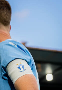 Malmö FFs Anders Christiansen med kaptensbindeln