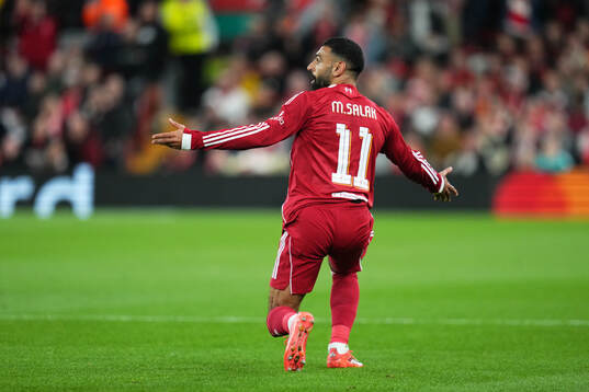 Mohammed Salah of Liverpool reacts