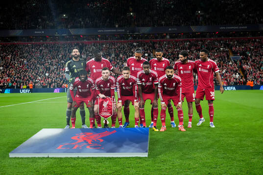Alexander Isak of Liverpool with the starting eleven