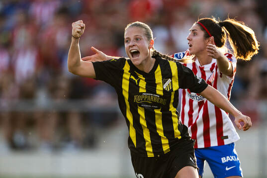 Anna Anvegård of Häcken celebrates