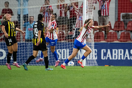 Synne Jensen of Atletico Madrid celebrates