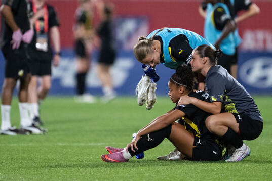 Anna Anvegård, Felicia Schröder and Hanna Wijk of Häcken