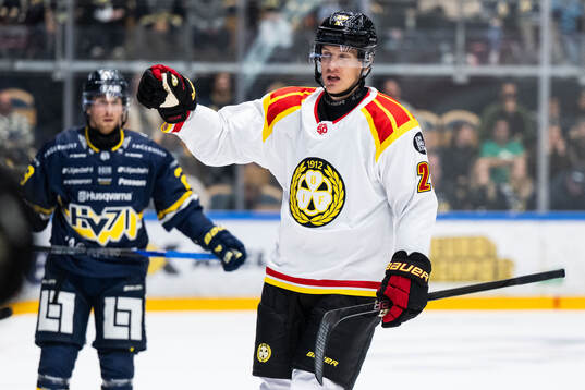 Brynäs Oskar Lindblom jublar