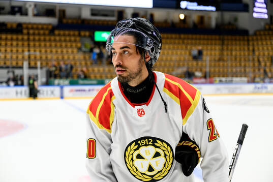 Brynäs Tyler Vesel jublar