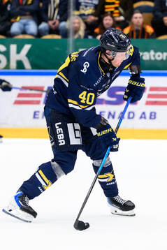 HV71s Oskar Stål-Lyrenäs