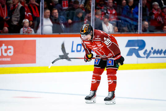 Örebros Patrik Karlkvist deppar