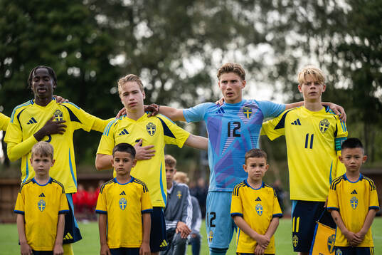 Sveriges Owen Olague, Oliver Kusoffsky, målvakt Isak