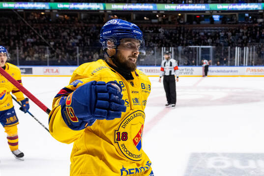 Djurgårdens Albin Grewe jublar