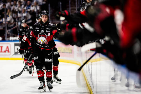 Malmö Redhawks Janne Kuokkanen jublar