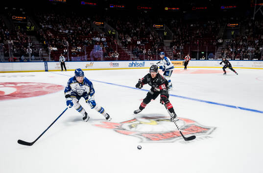 Leksands Alexander Lundqvist och Malmö Redhawks Lauri