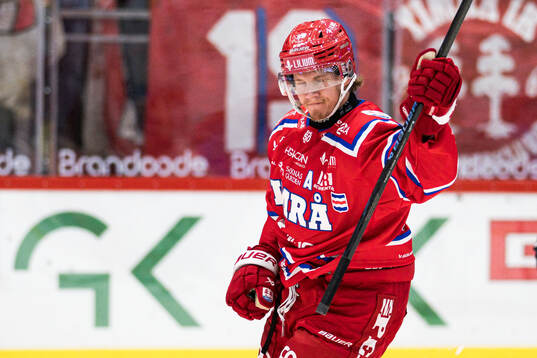 Timrås Marcus Hardegård jublar