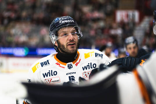 Växjös Brogan Rafferty jublar