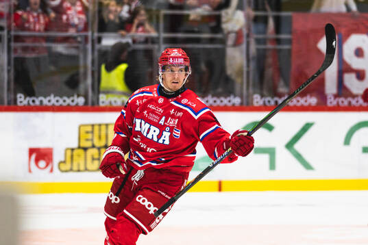 Timrås Marcus Hardegård jublar