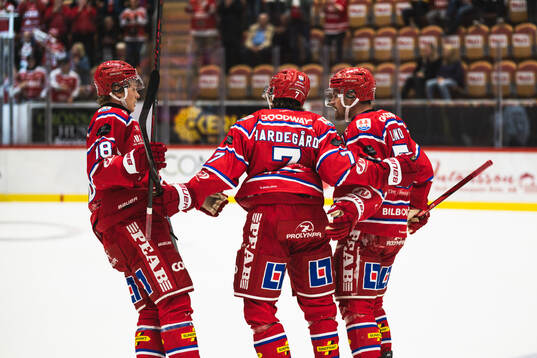 Timrås Marcus Hardegård jublar