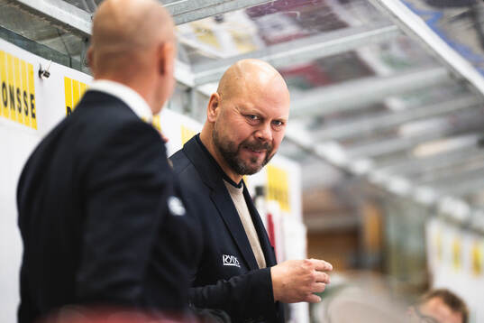 Timrås assisterande tränare Daniel Karlunden