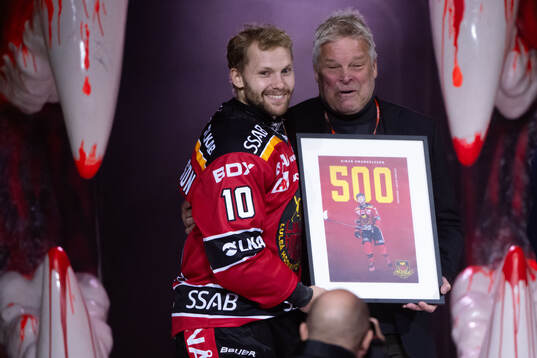 Luleås Einar Emanuelsson hyllas för 500 matcher med