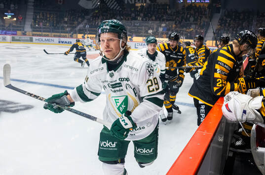Färjestads Oskar Steen