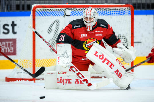 Almtunas målvakt Viktor Andrén