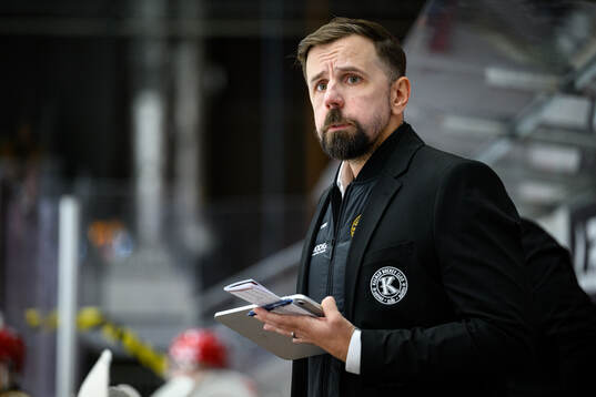 Kalmars tränare Viktor Tuurala
