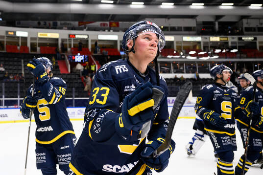 Södertäljes Måns Lindbäck deppar